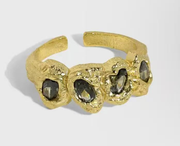 Aurella Ring