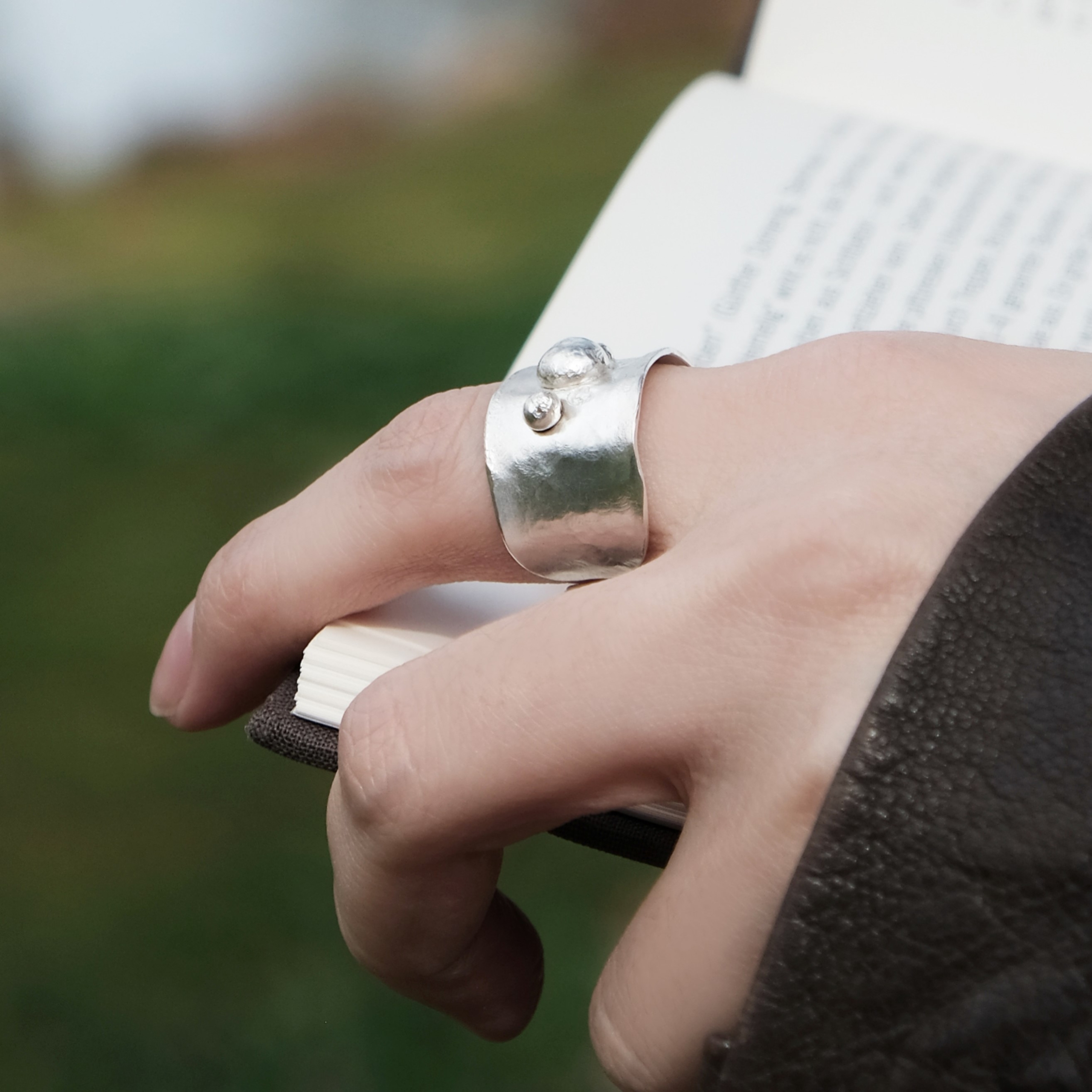 Moon Ring Hover