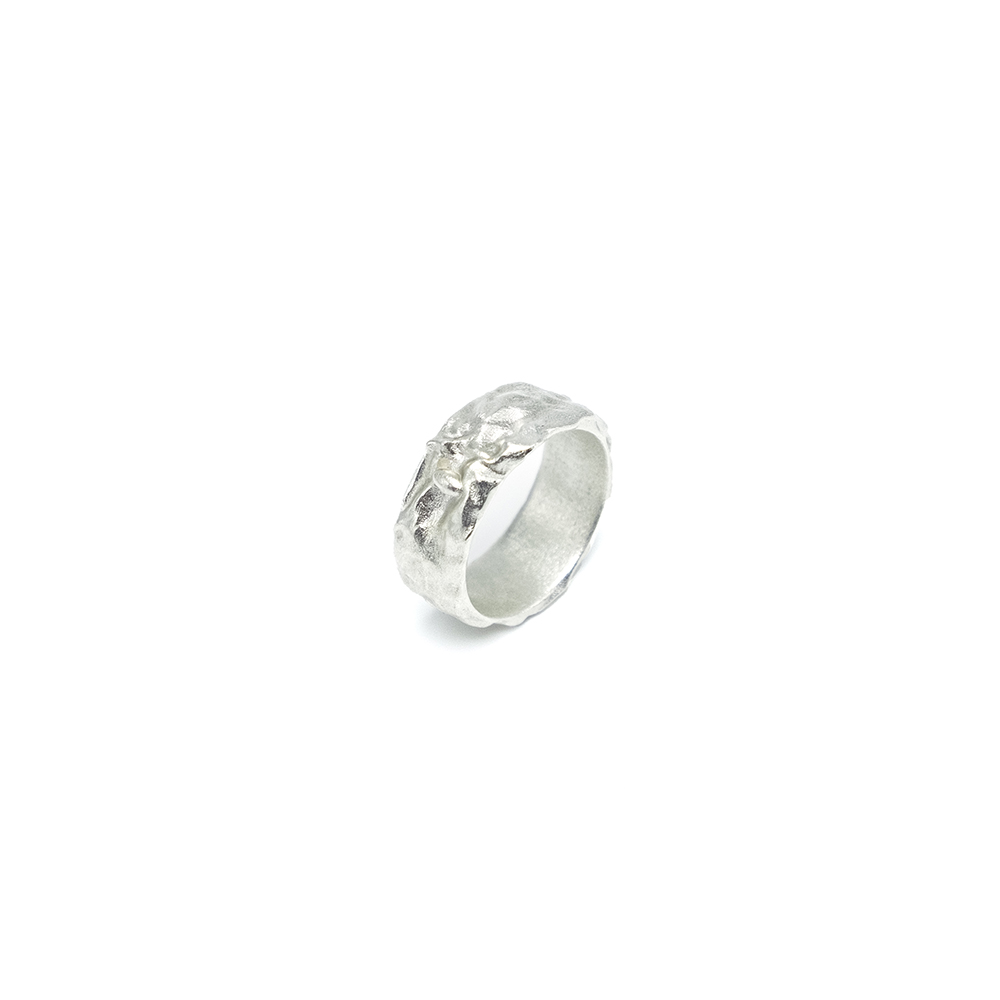 Wave Wide Ring