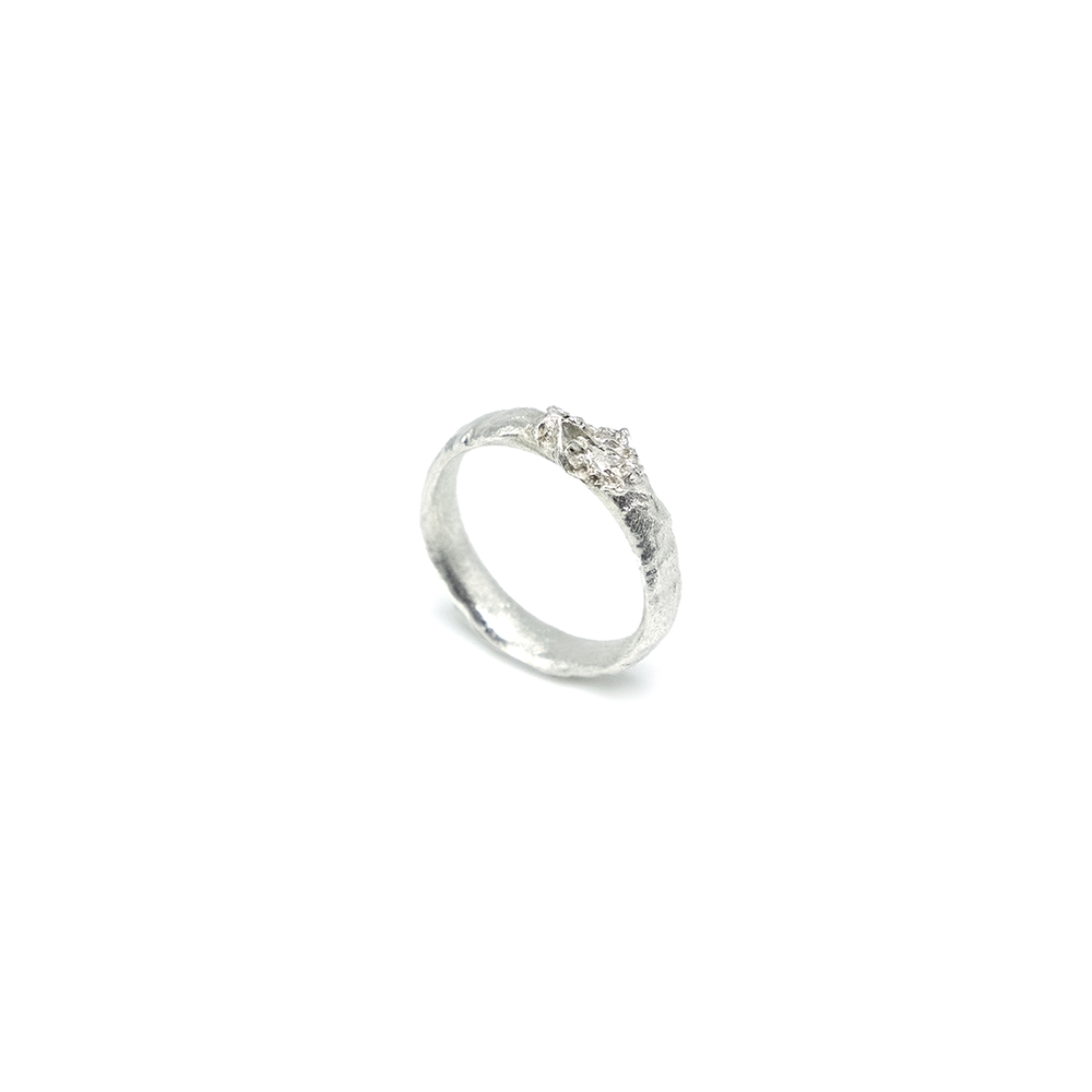 Wave Slim Ring Hover