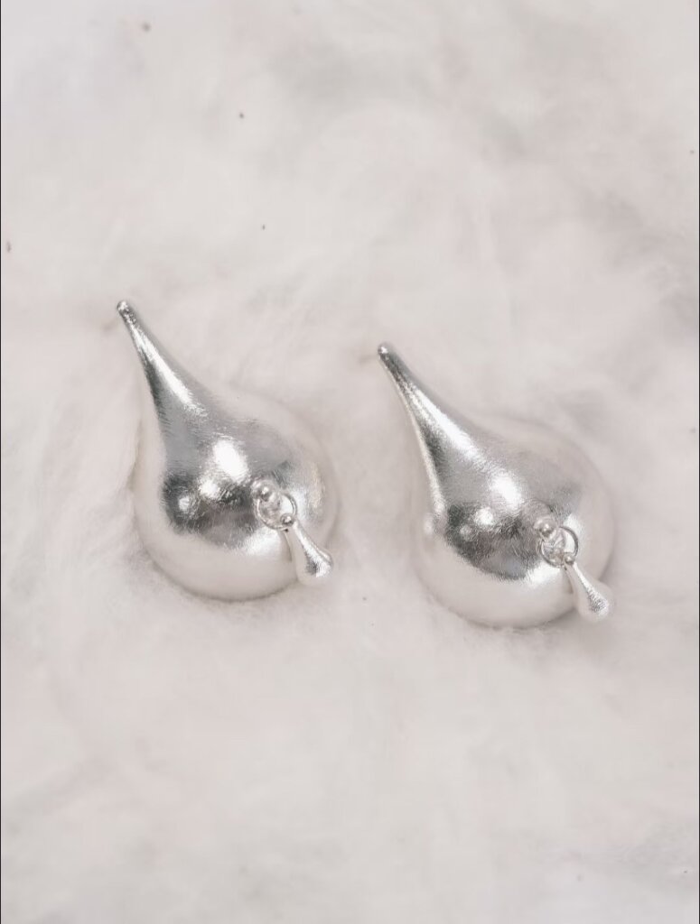 Skin Drop Earring